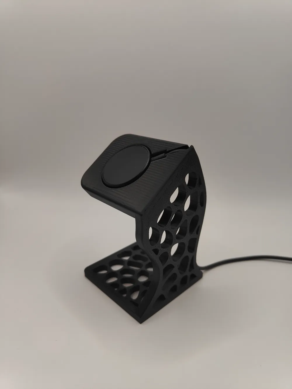 Suporte de relógio com acabamento clean impresso em 3D